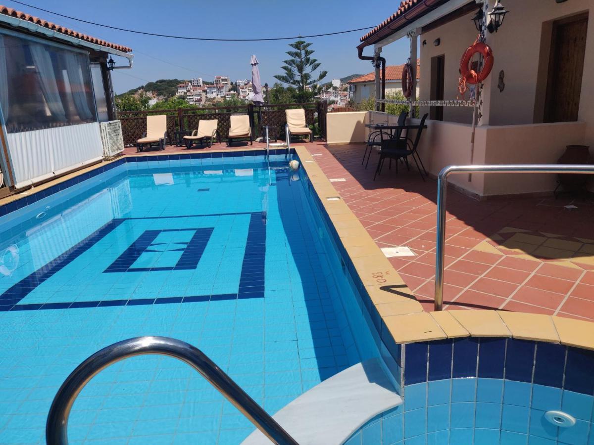 Taxiarchis Apartments مدينة سكياثوس المظهر الخارجي الصورة