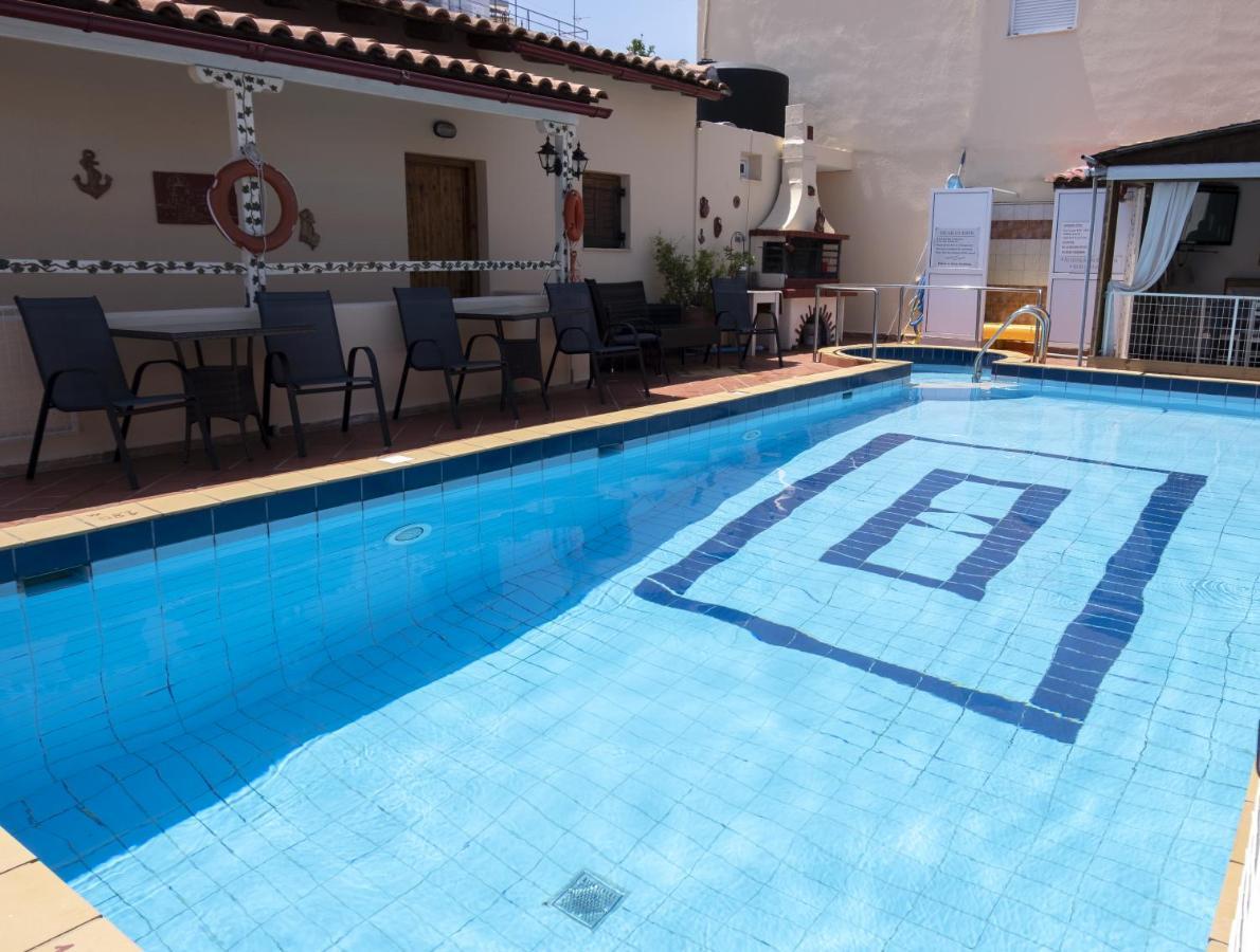 Taxiarchis Apartments مدينة سكياثوس المظهر الخارجي الصورة
